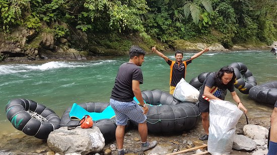 tubing in bukit lawang