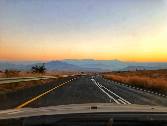 how to get to the drakensberg