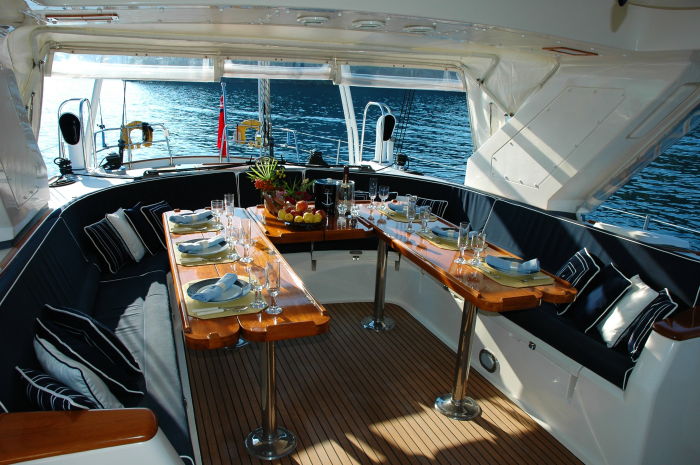 all meals are included on luxury diving liveaboards