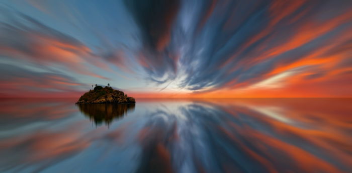 long exposure of sunrise on sail rock in thailand