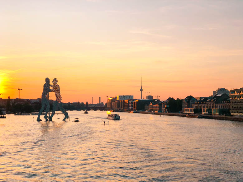 stand up paddling is a popular outdoor activity to do in berlin during summer