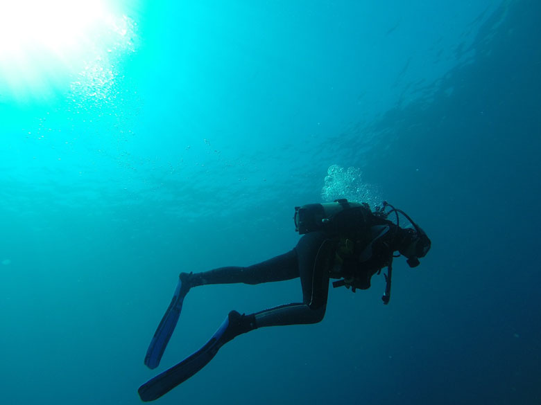 scuba diver buoyancy tips for managing anxiety