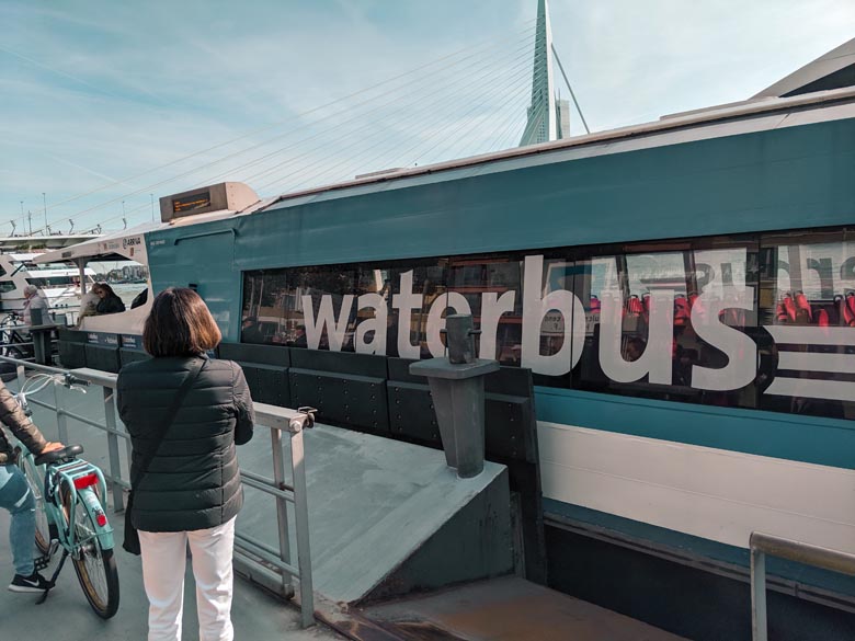 where to take waterbus 202 from rotterdam to kinderdijk windmills