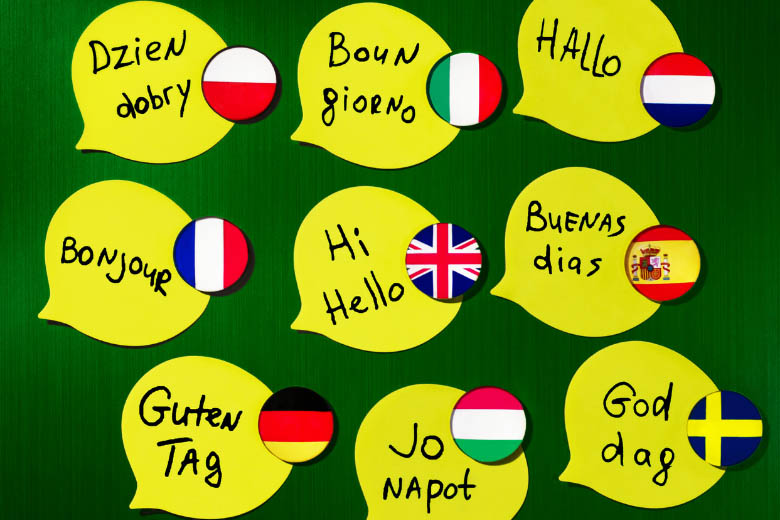 speech bubbles with different ways of saying hello in different languages