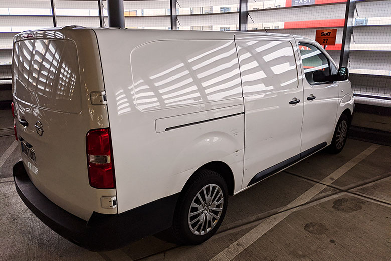 a white transport van that you can rent with sixt germany for moving furniture