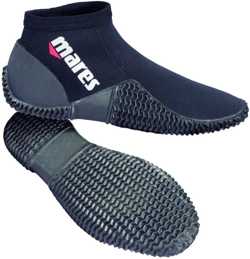 mares 2mm neoprene dive bootes are the best diving accessories and gifts for him and her